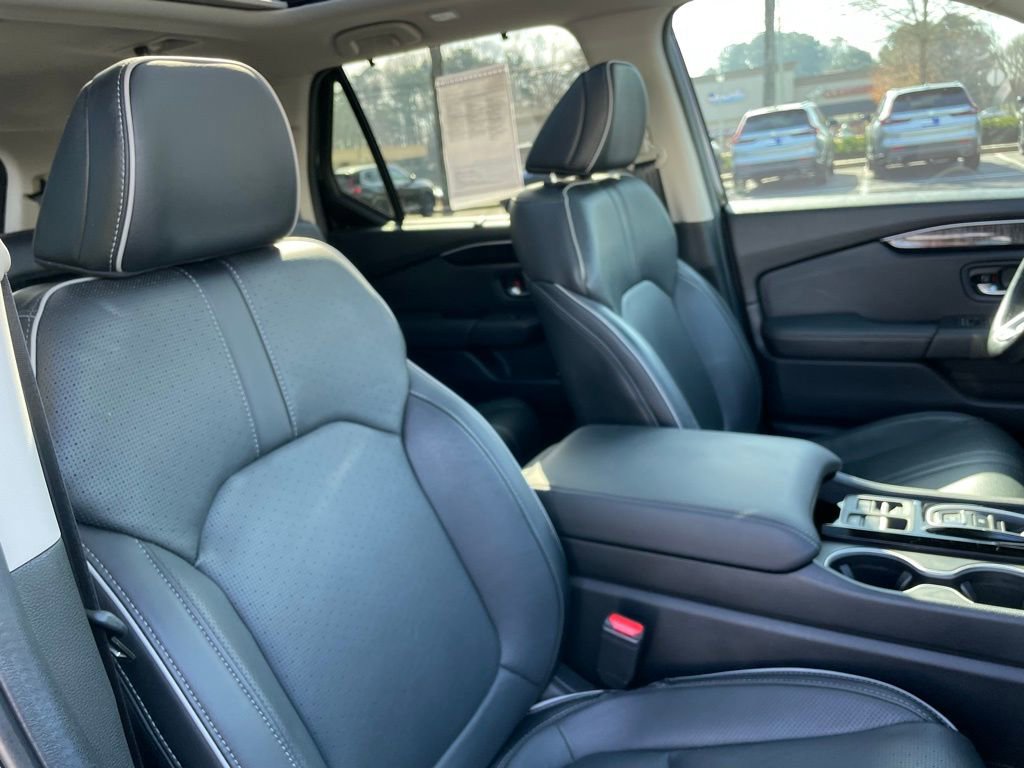 Certified 2025 Honda Pilot Elite image 35