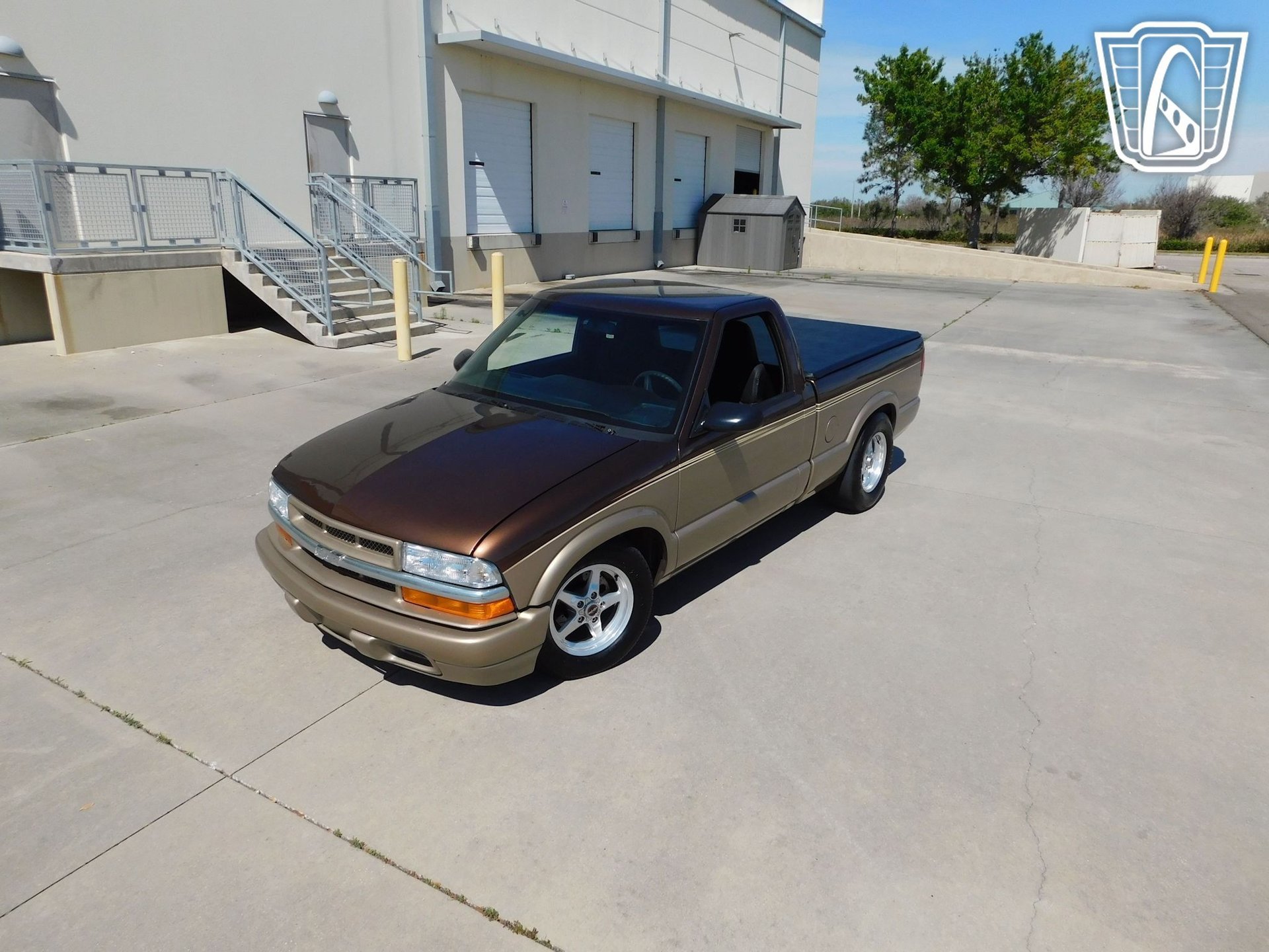 Used 2000 Chevrolet S10 Pickup LS w/ Preferred Equipment Group RWD image 27