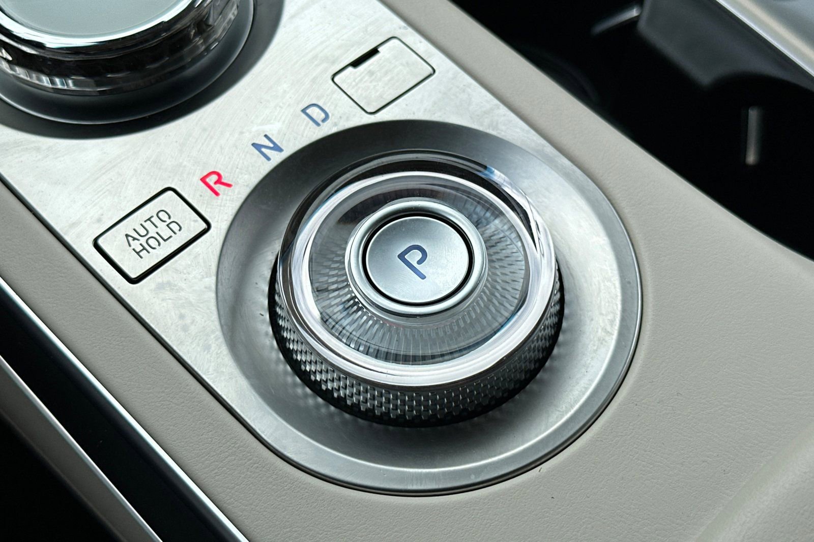 Used 2023 Genesis GV70 2.5T w/ Select Package image 26