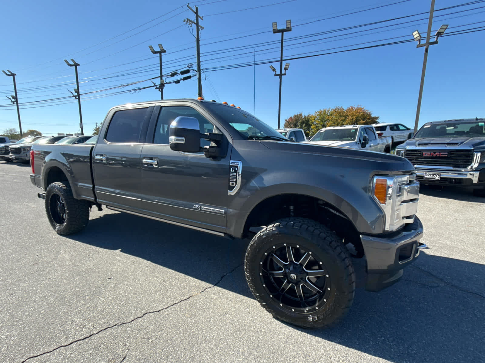Used 2017 Ford F250 Platinum w/ Platinum Ultimate Package AWD/4WD image 29