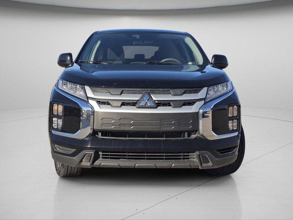 Used 2023 Mitsubishi Outlander Sport ES image 3