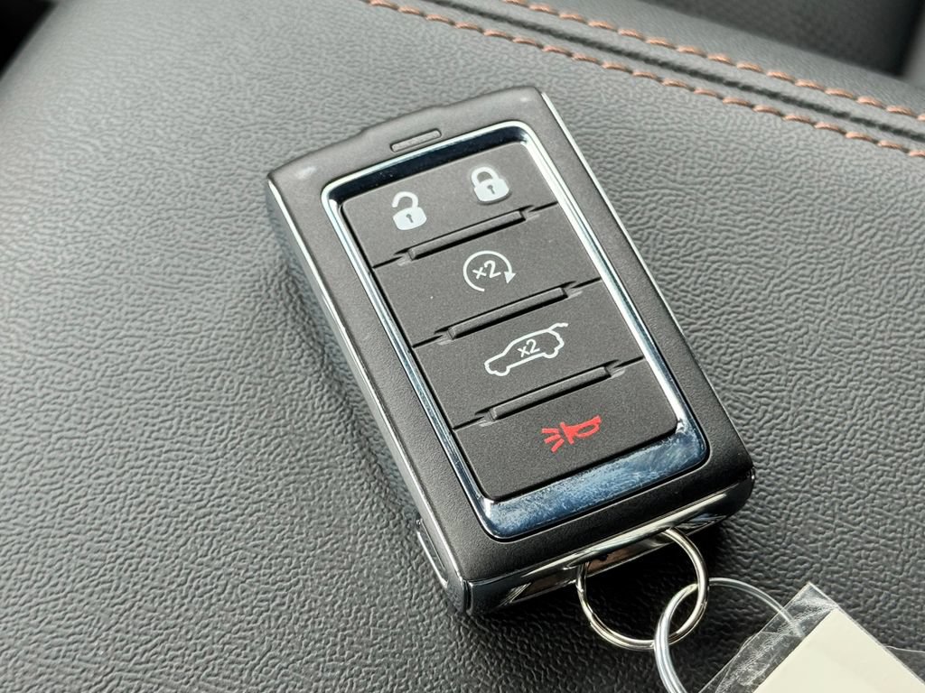New 2026 Jeep Cherokee Overland AWD/4WD image 31