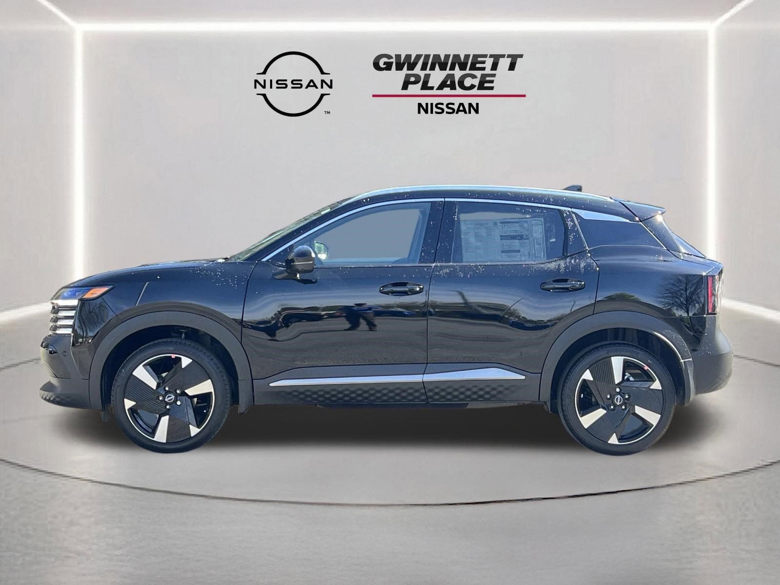 New 2026 Nissan Kicks SR image 23