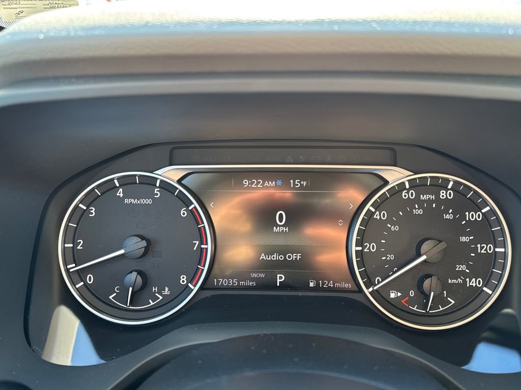 Used 2023 Nissan Rogue SV image 16