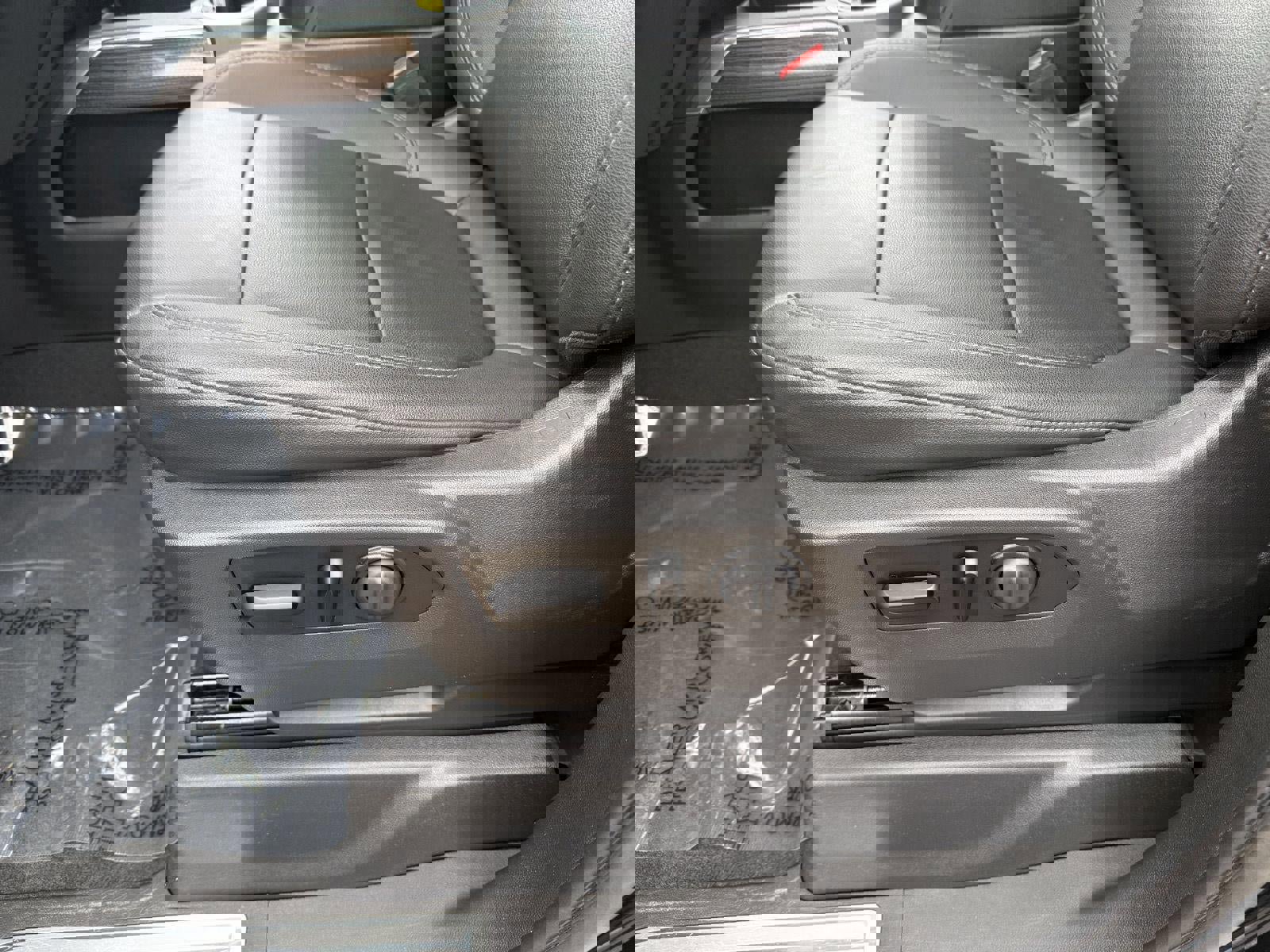 Used 2021 Chevrolet Silverado 1500 LT Trail Boss w/ Convenience Package II image 19