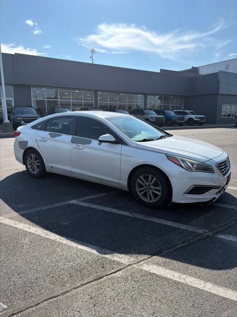 Used 2017 Hyundai Sonata SE FWD 360° Tour