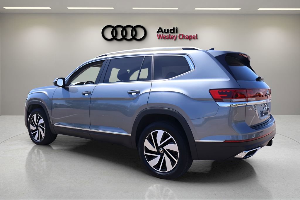 Used 2024 Volkswagen Atlas SEL image 3