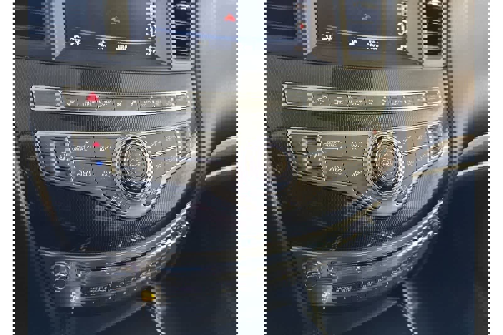 Used 2020 INFINITI QX60 Luxe w/ Essential Package image 23