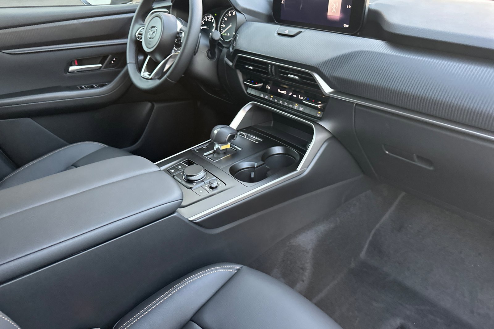 New 2026 MAZDA CX-90 3.3 Turbo w/ Select Package image 19