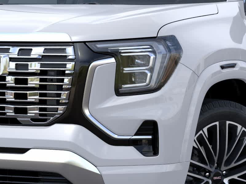New 2027 GMC Terrain Denali w/ LPO, Floor Liner Package AWD/4WD image 10
