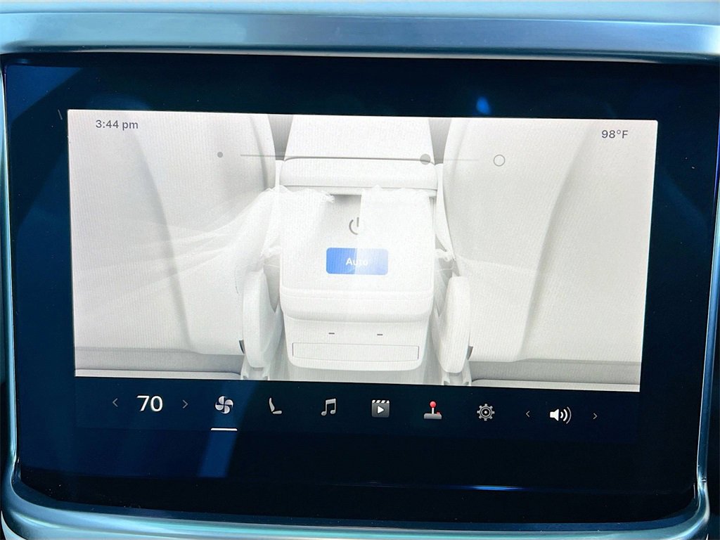 Used 2022 Tesla Model X image 24