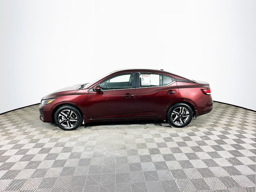 Certified 2025 Nissan Sentra SV image 7
