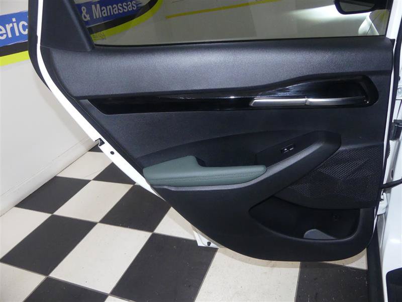 Used 2024 Kia Seltos SX w/ SX Sunroof Package AWD/4WD image 27