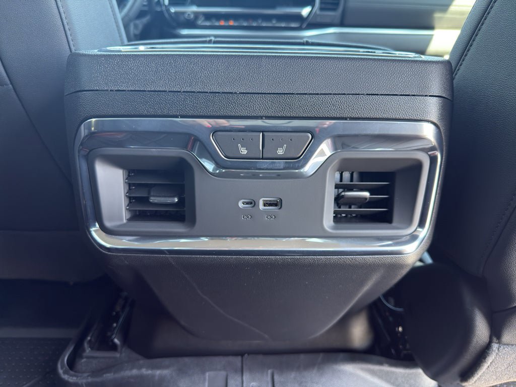 New 2026 Chevrolet Silverado 3500 LTZ w/ LTZ Convenience Package AWD/4WD image 12