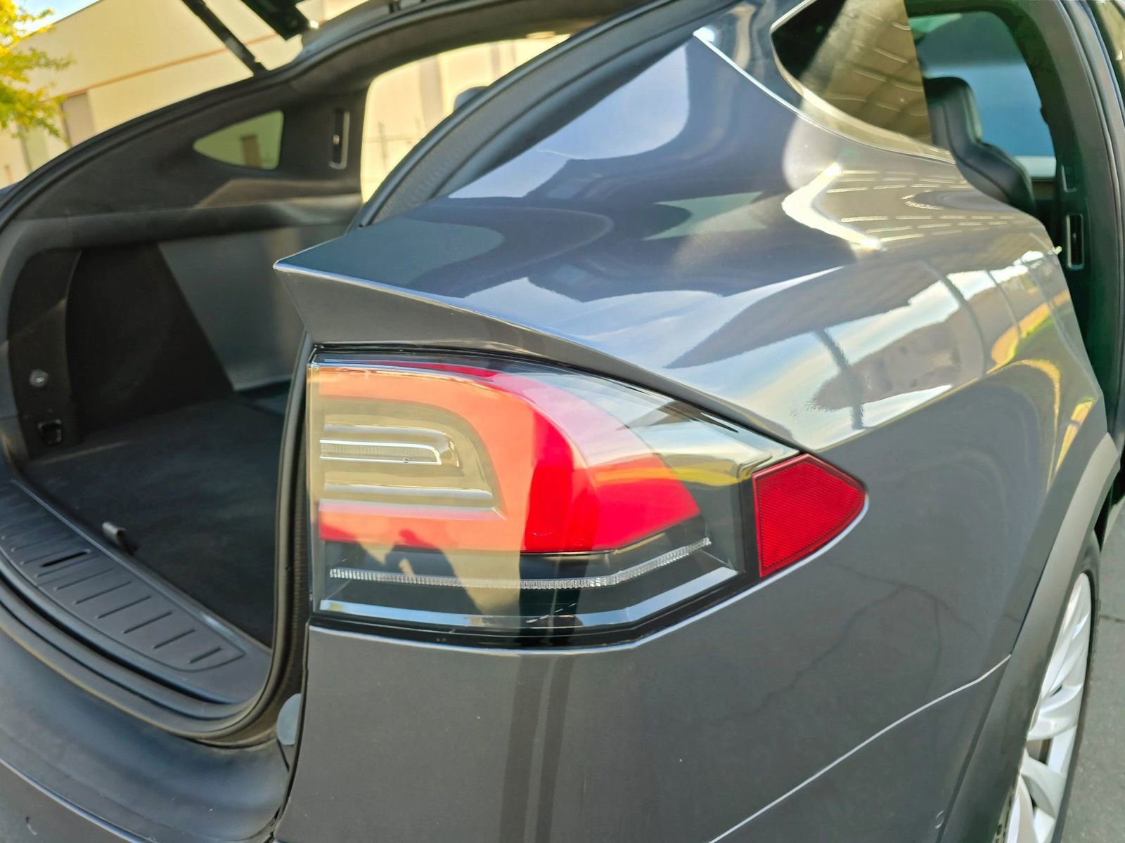 Used 2019 Tesla Model X Long Range AWD/4WD image 41