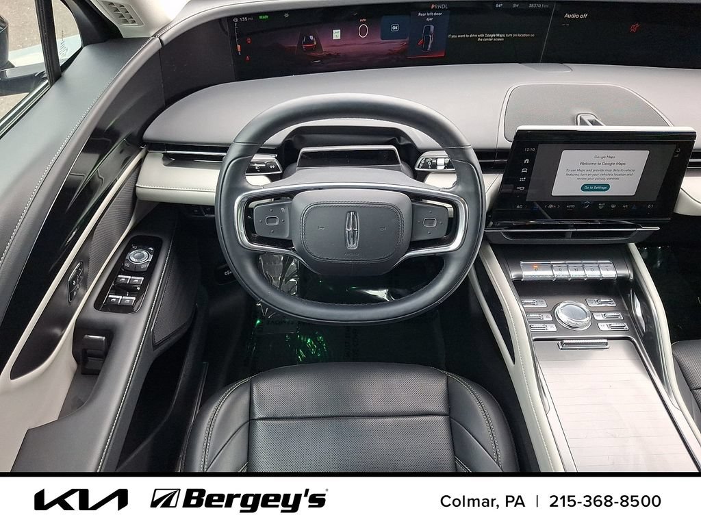 Used 2024 Lincoln Nautilus Premier AWD/4WD image 14