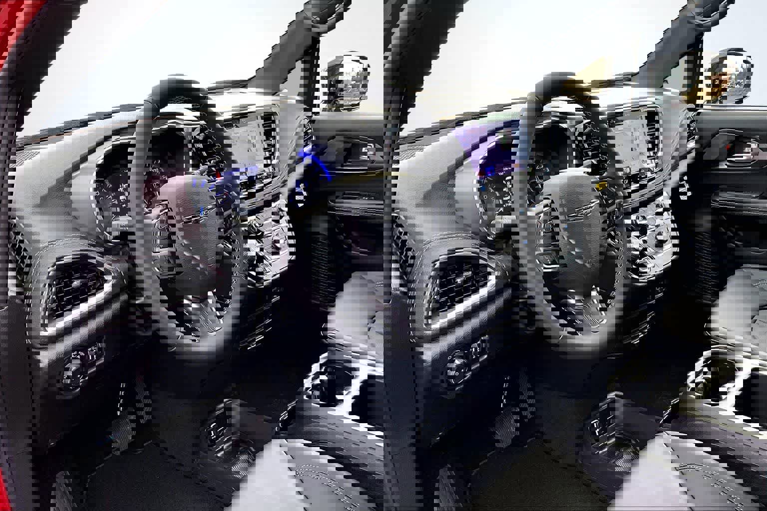 New 2026 Chrysler Pacifica Select image 2