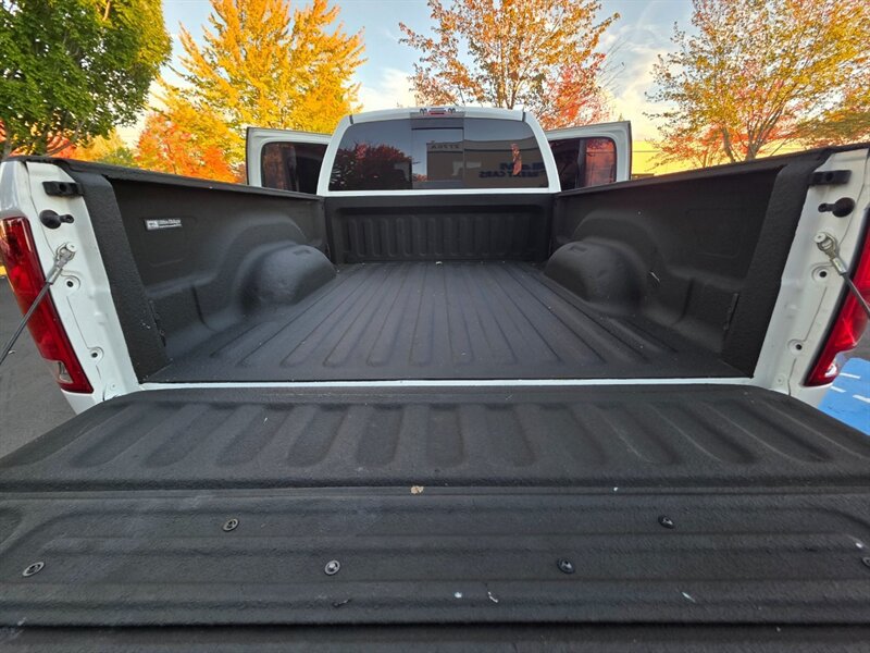 Used 2006 Dodge Ram 2500 Truck Laramie RWD image 32