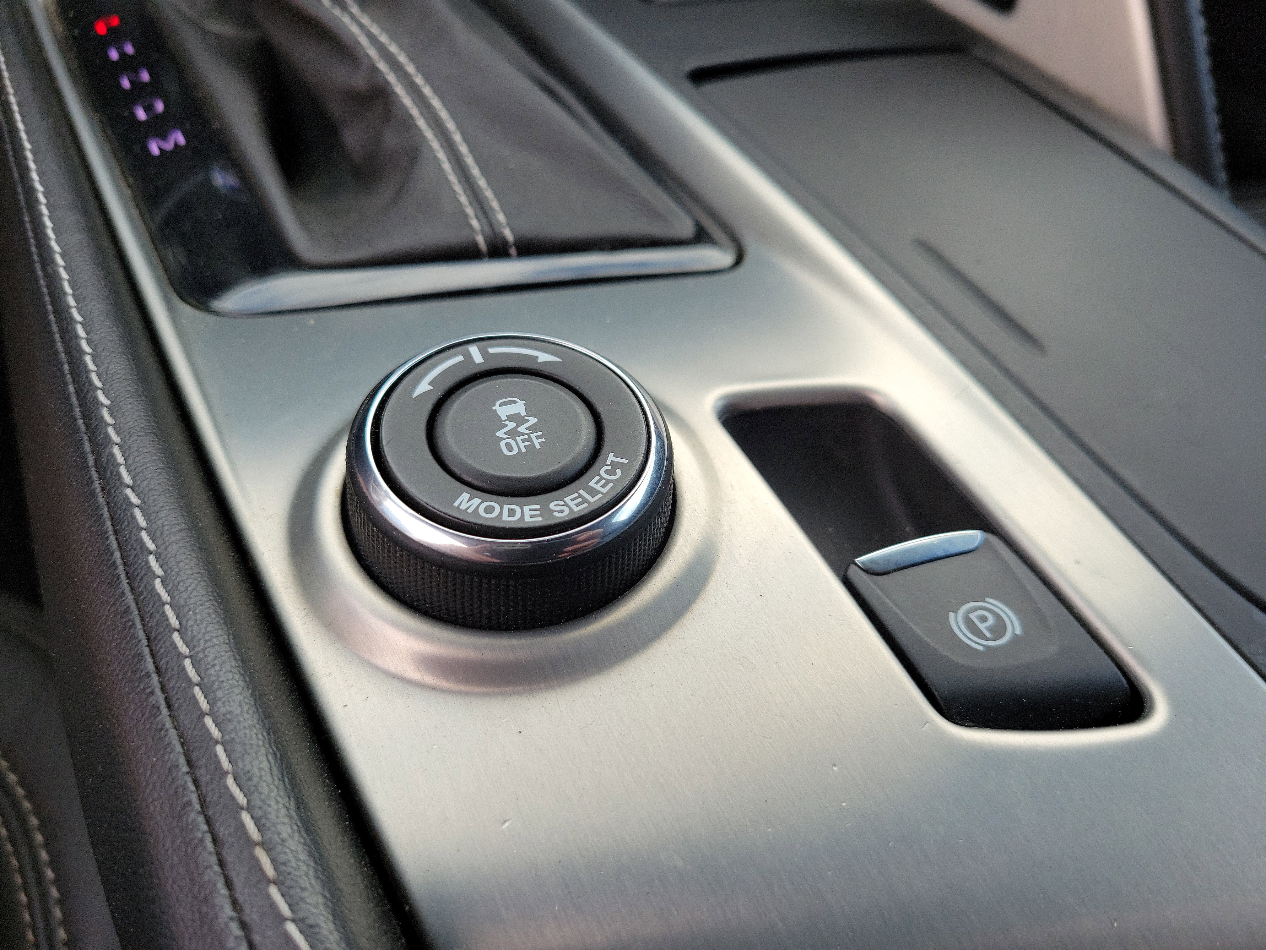 Used 2016 Chevrolet Corvette Stingray Coupe w/ 2LT Preferred Equipment Group image 17