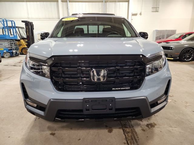 Certified 2025 Honda Ridgeline Black Edition image 8
