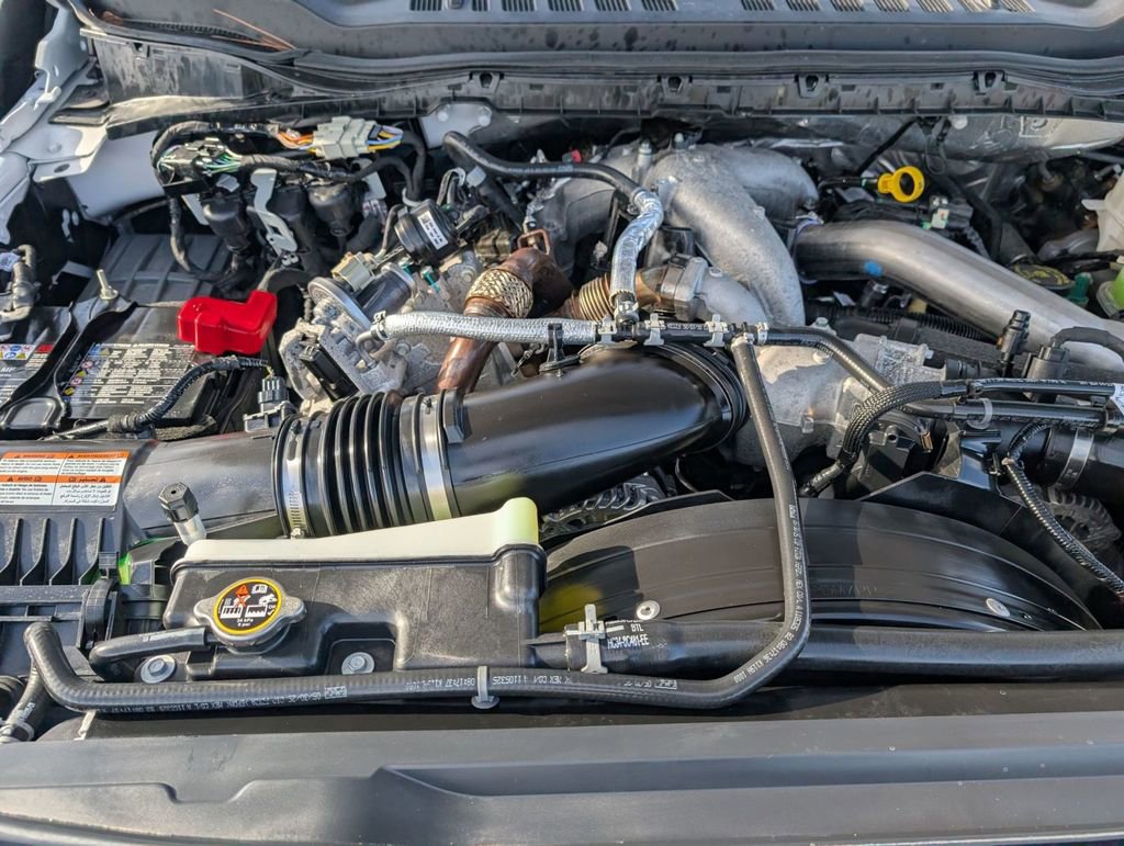 Used 2025 Ford F450 XLT w/ FX4 Off-Road Package image 48