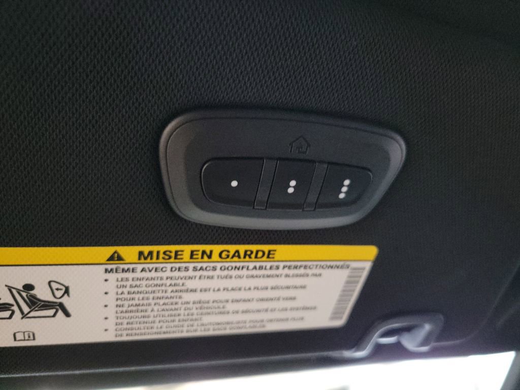 New 2026 Chrysler Pacifica Select w/ S Appearance Package image 29