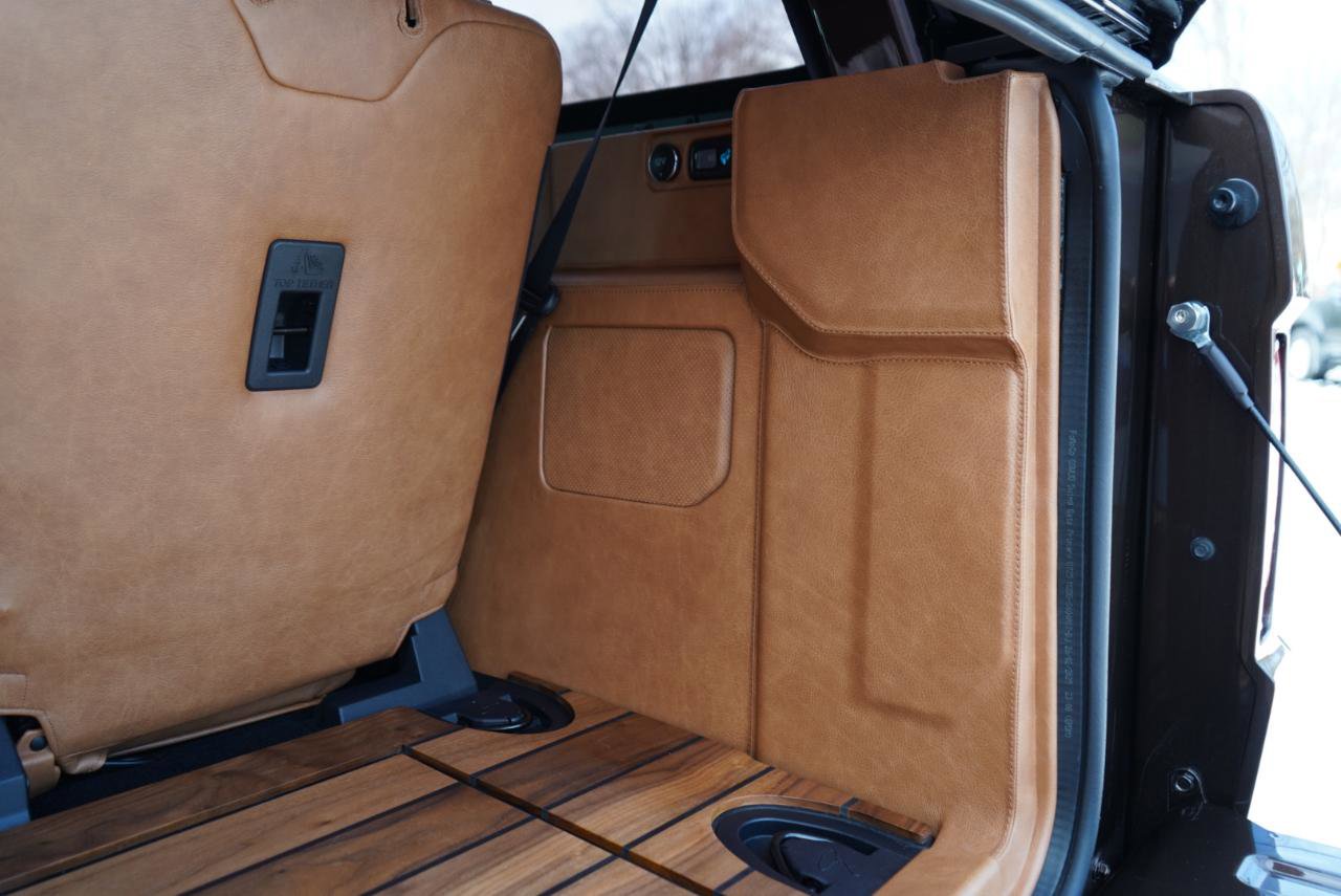 Used 2025 Ford Bronco Badlands image 74