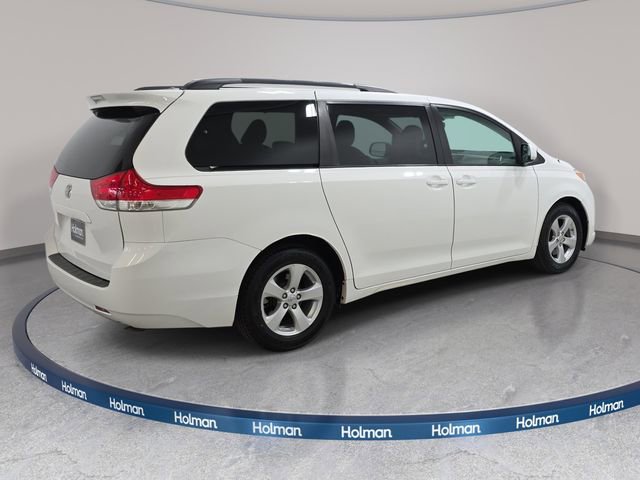 Used 2011 Toyota Sienna LE FWD image 6