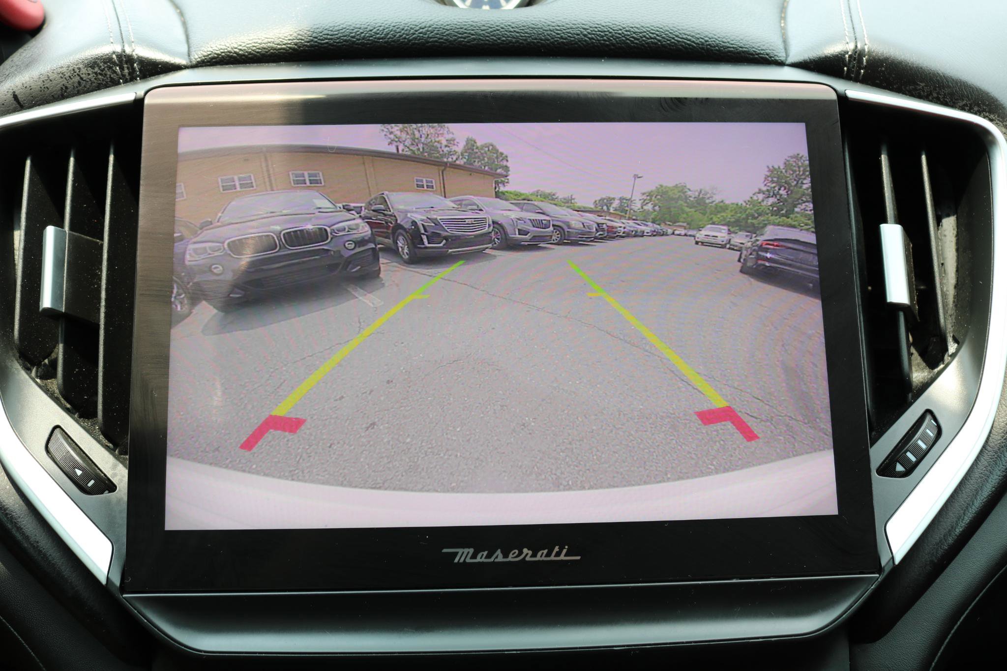 Used 2021 Maserati Ghibli S RWD image 23