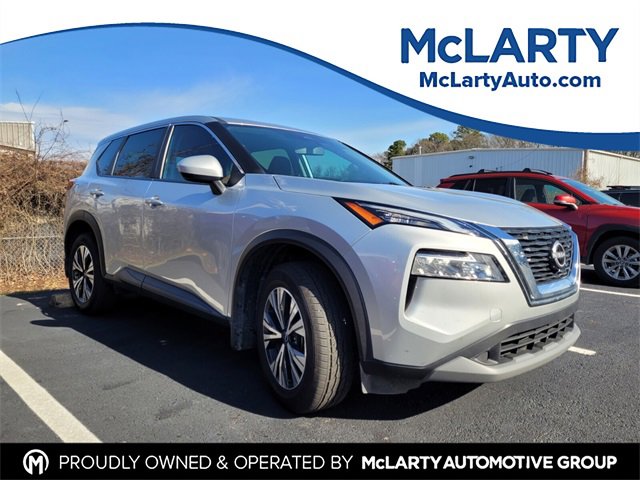 Used 2023 Nissan Rogue SV image 1