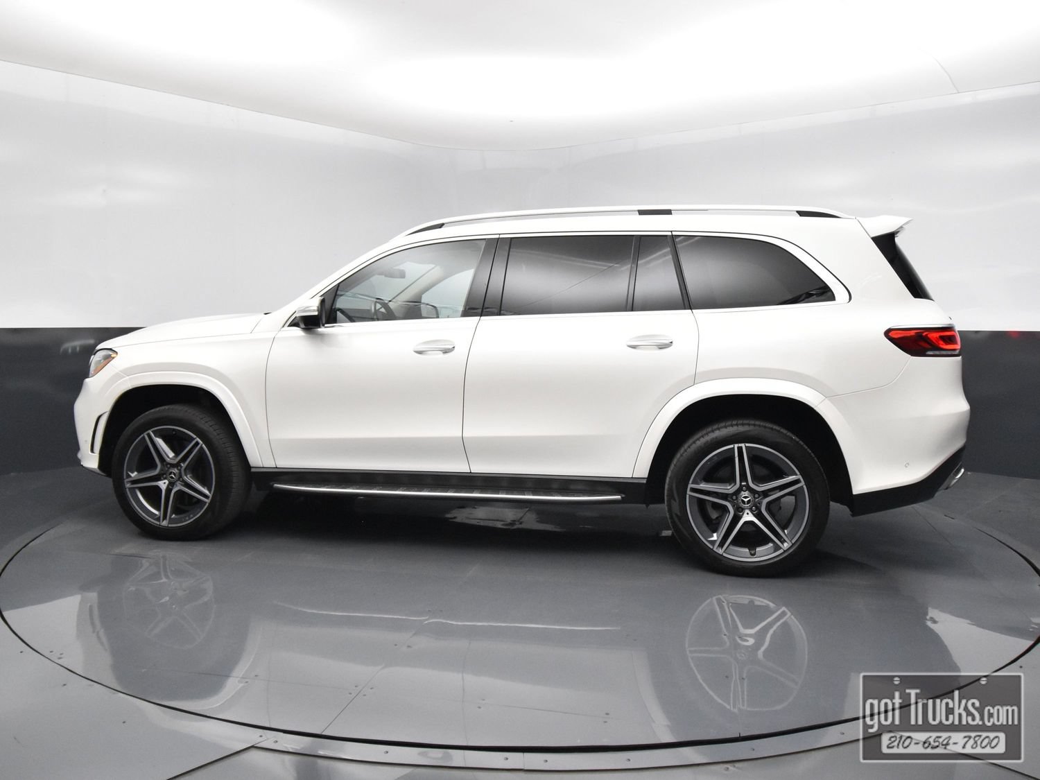 Used 2022 Mercedes-Benz GLS 450 4MATIC image 3