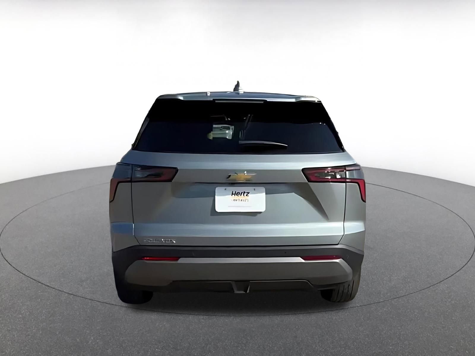 Used 2025 Chevrolet Equinox LT image 9