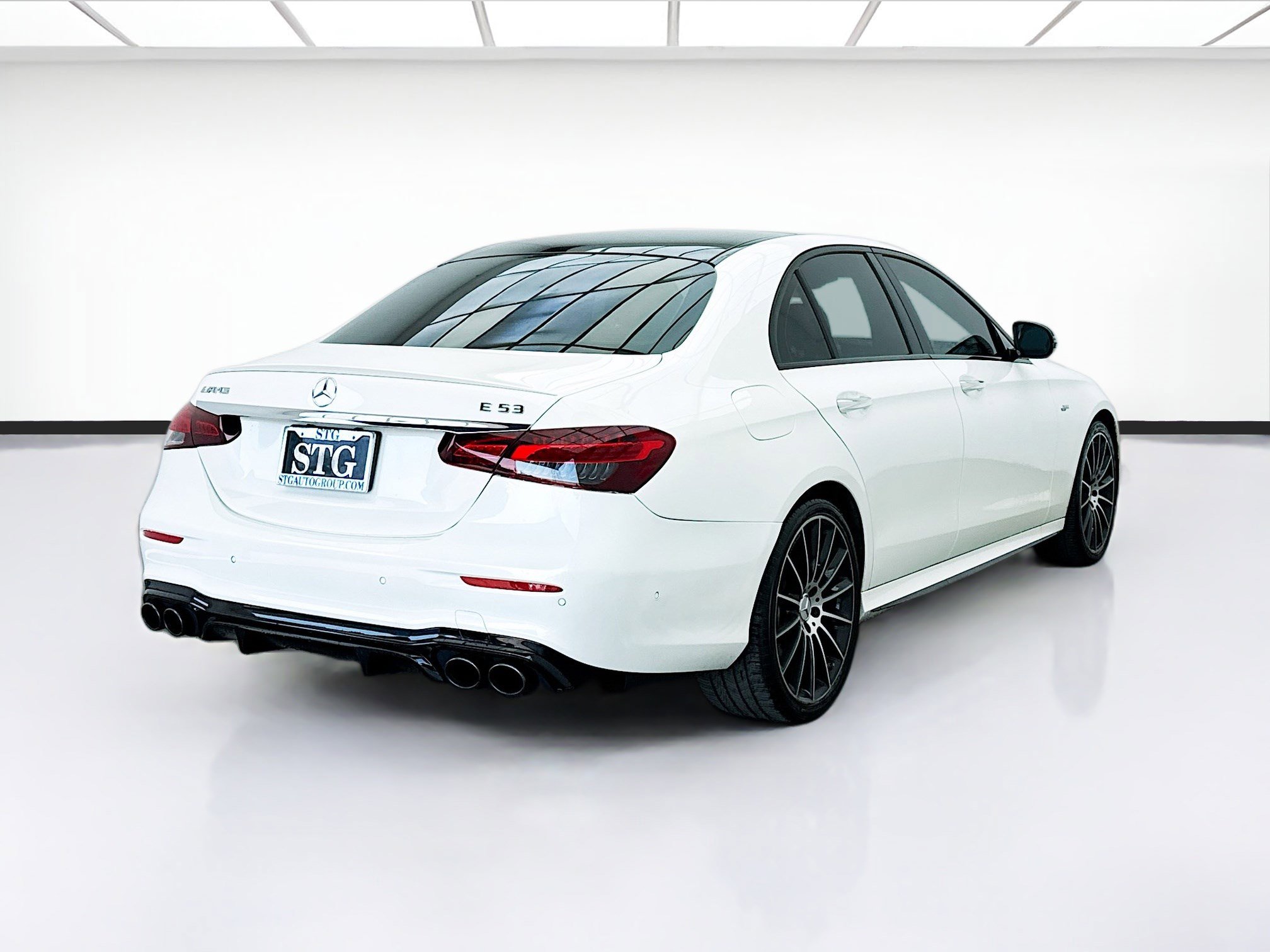 Used 2022 Mercedes-Benz E 53 AMG 4MATIC Sedan image 4