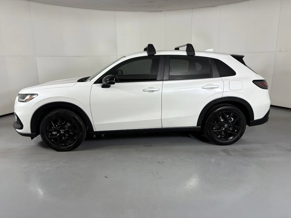 Used 2025 Honda HR-V Sport image 5