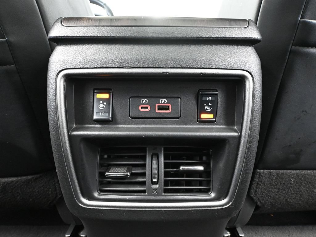Used 2024 Nissan Murano Platinum AWD/4WD image 42