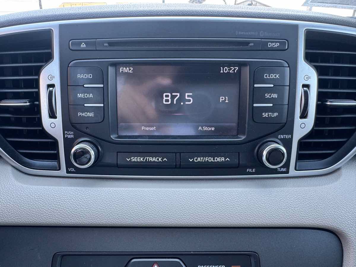 Used 2019 Kia Sportage LX FWD image 41
