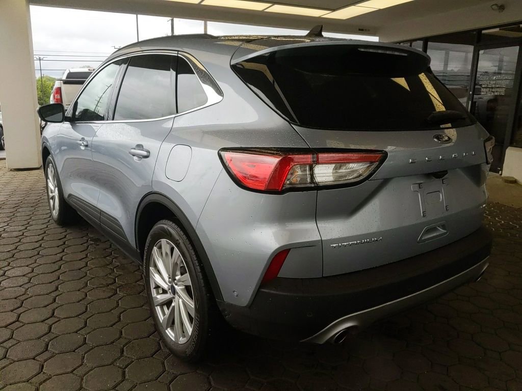 Used 2022 Ford Escape Titanium w/ Titanium Elite Package AWD/4WD image 9