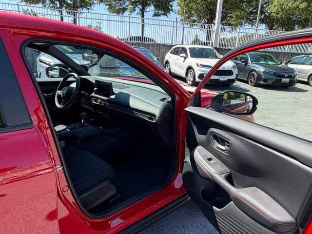 Certified 2026 Honda HR-V Sport image 26