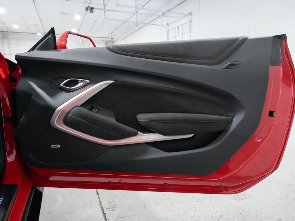 Used 2017 Chevrolet Camaro ZL1 RWD image 33