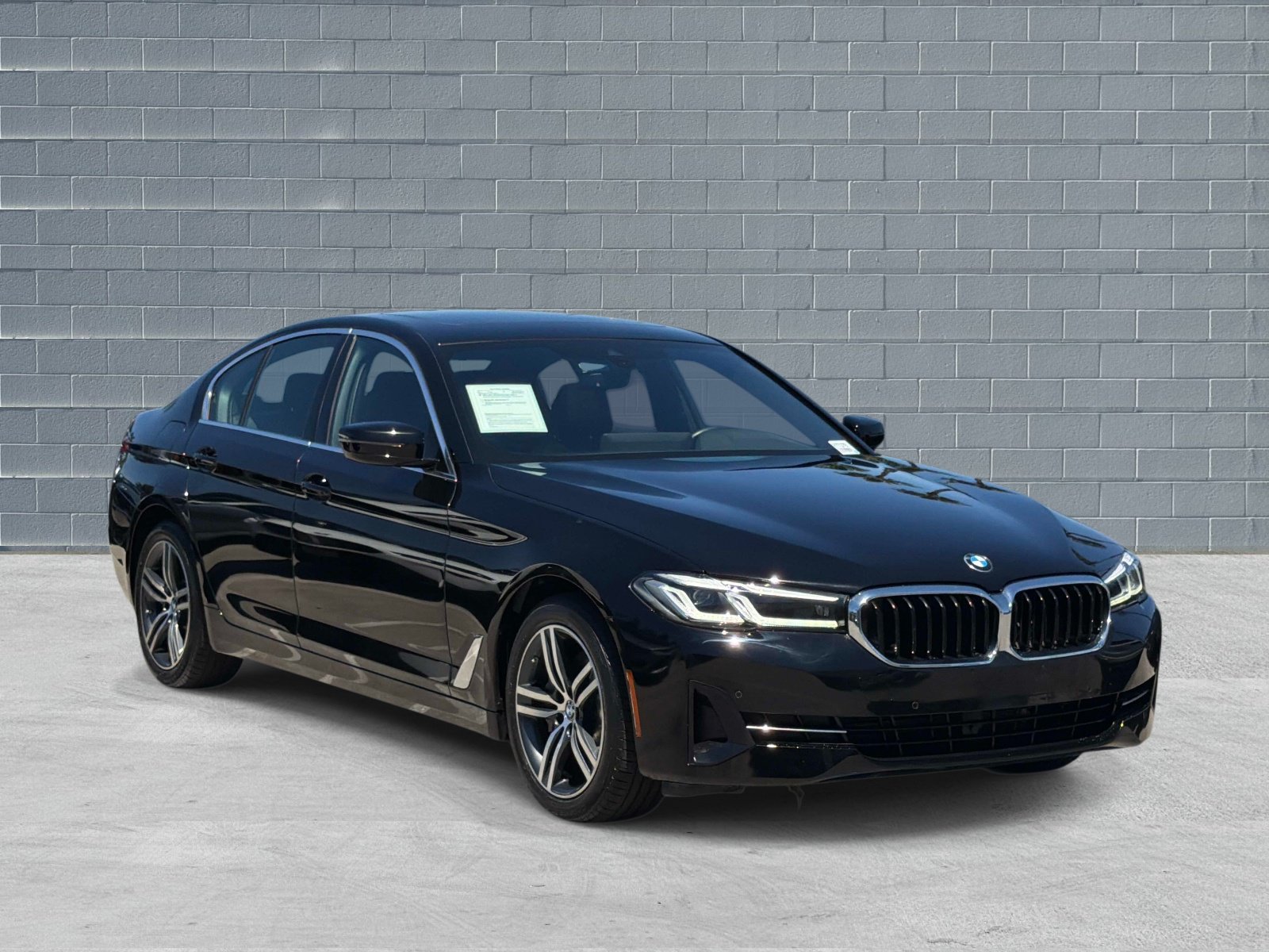 Used 2023 BMW 530i w/ Convenience Package