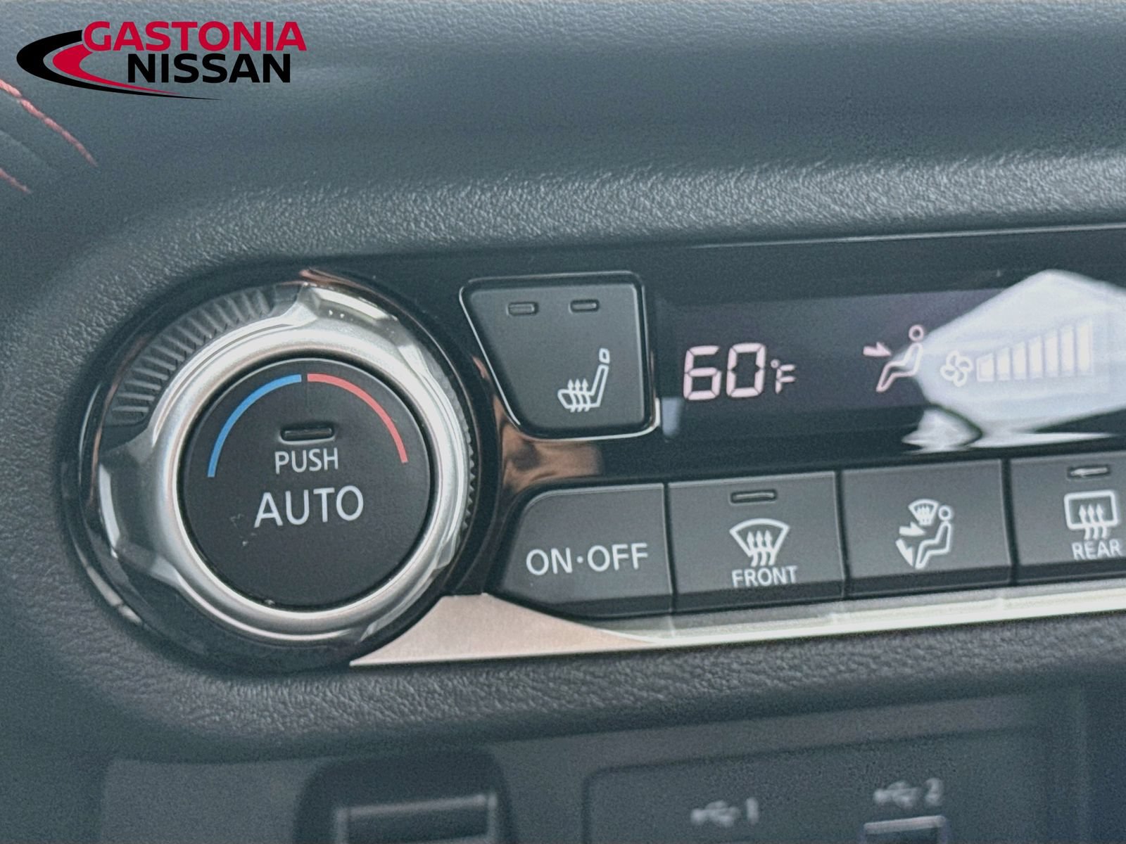 Used 2025 Nissan Versa SR w/ Trunk Package FWD image 26