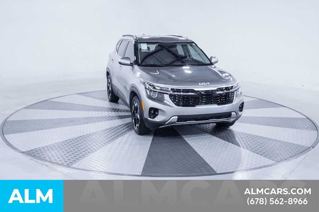 Used 2025 Kia Seltos EX FWD image 15