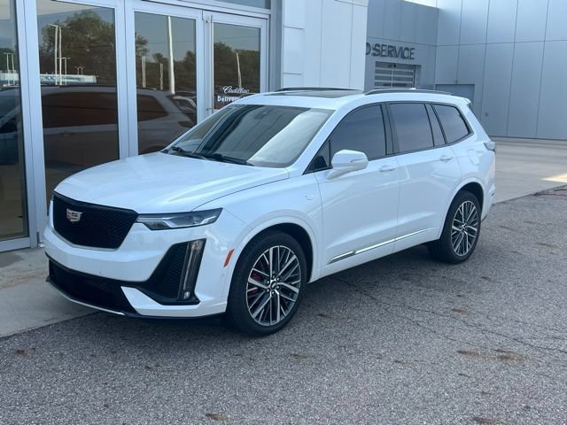 Used 2025 Cadillac XT6 Sport w/ Technology Package AWD/4WD image 1