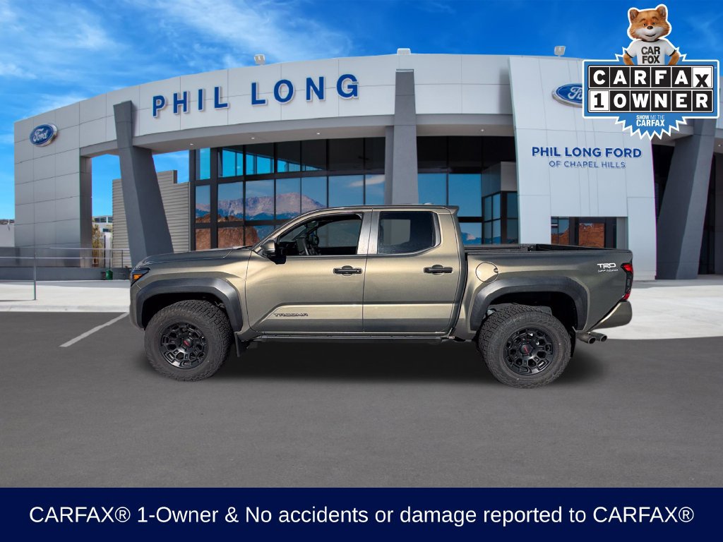 Used 2024 Toyota Tacoma TRD Off-Road w/ TRD Off Road Premium Package AWD/4WD image 2