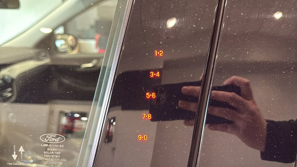 Used 2021 Ford Escape SEL image 11