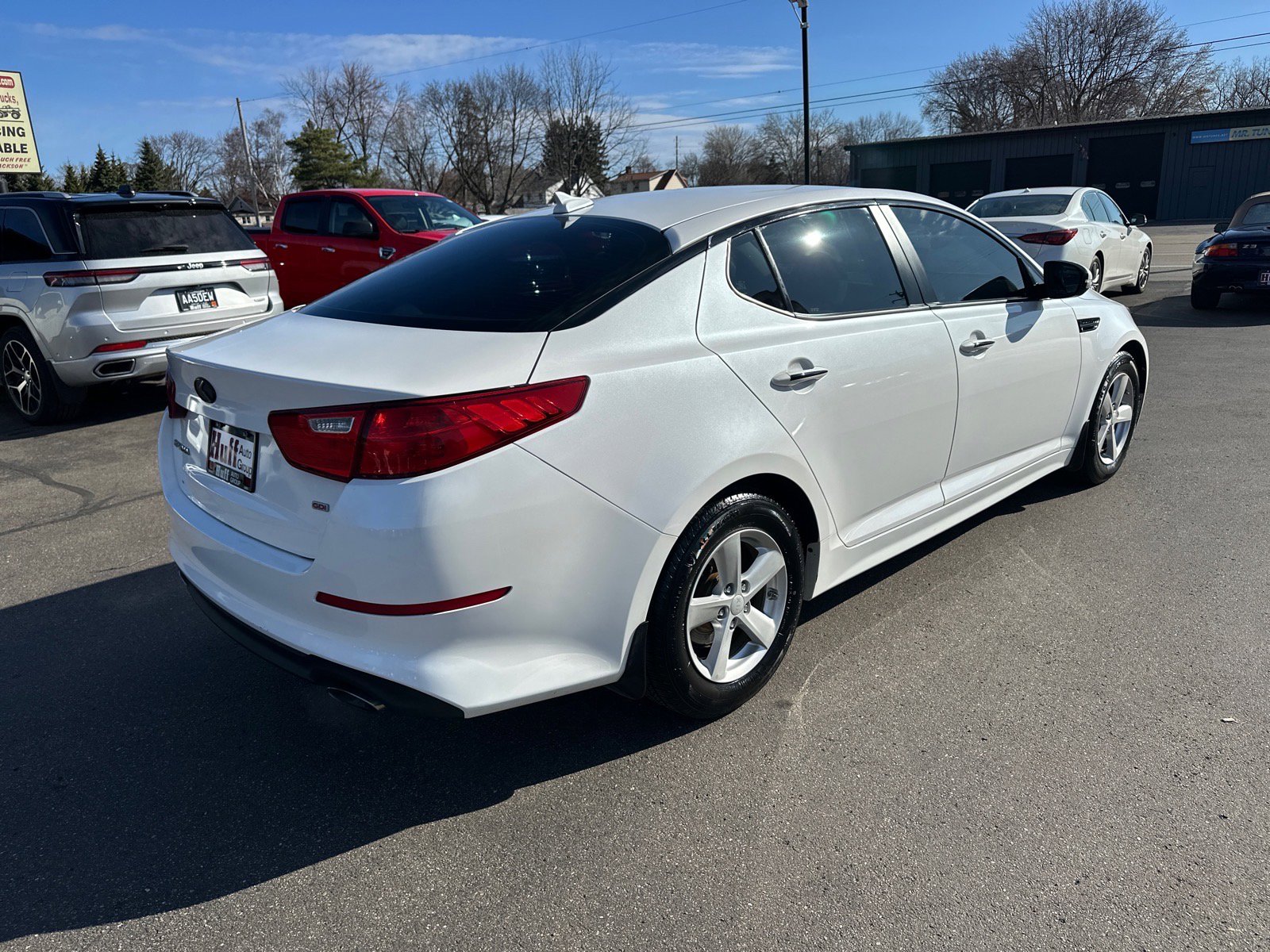 Used 2015 Kia Optima LX image 3