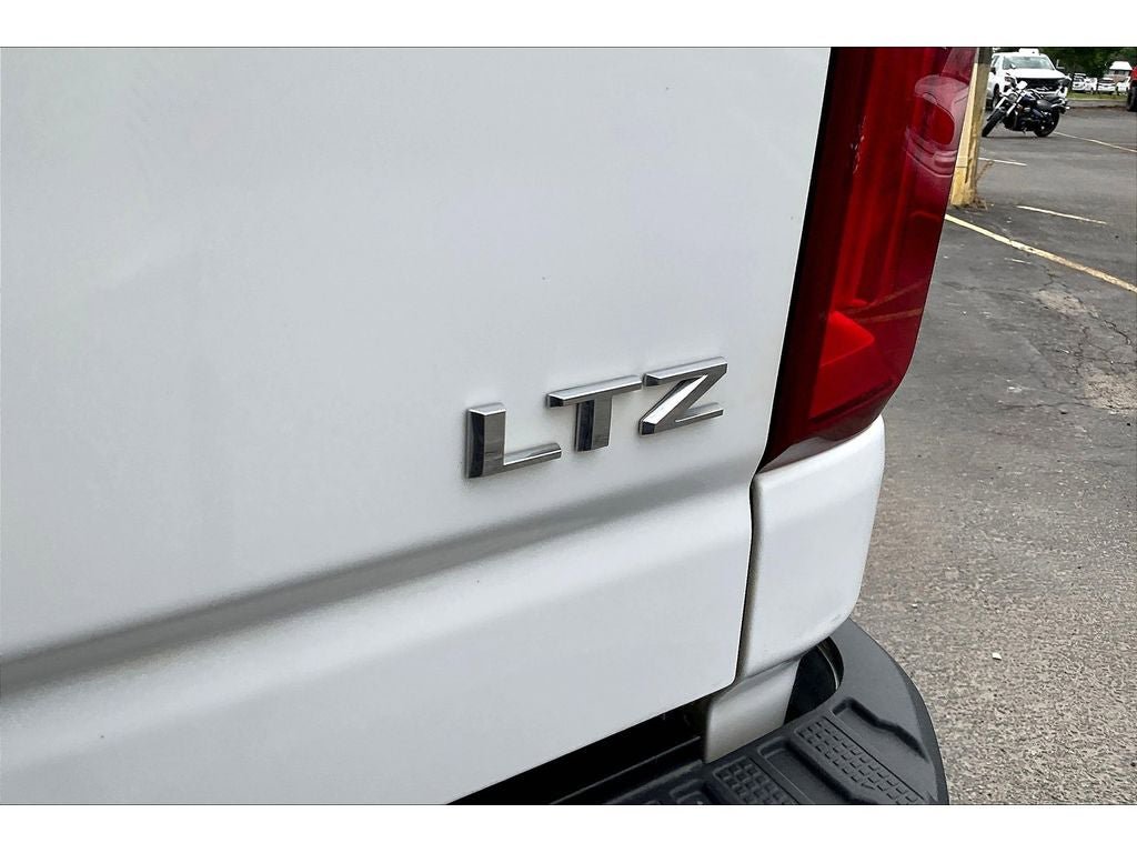 Used 2022 Chevrolet Silverado 2500 LTZ w/ Gooseneck/5TH Wheel Package AWD/4WD image 8