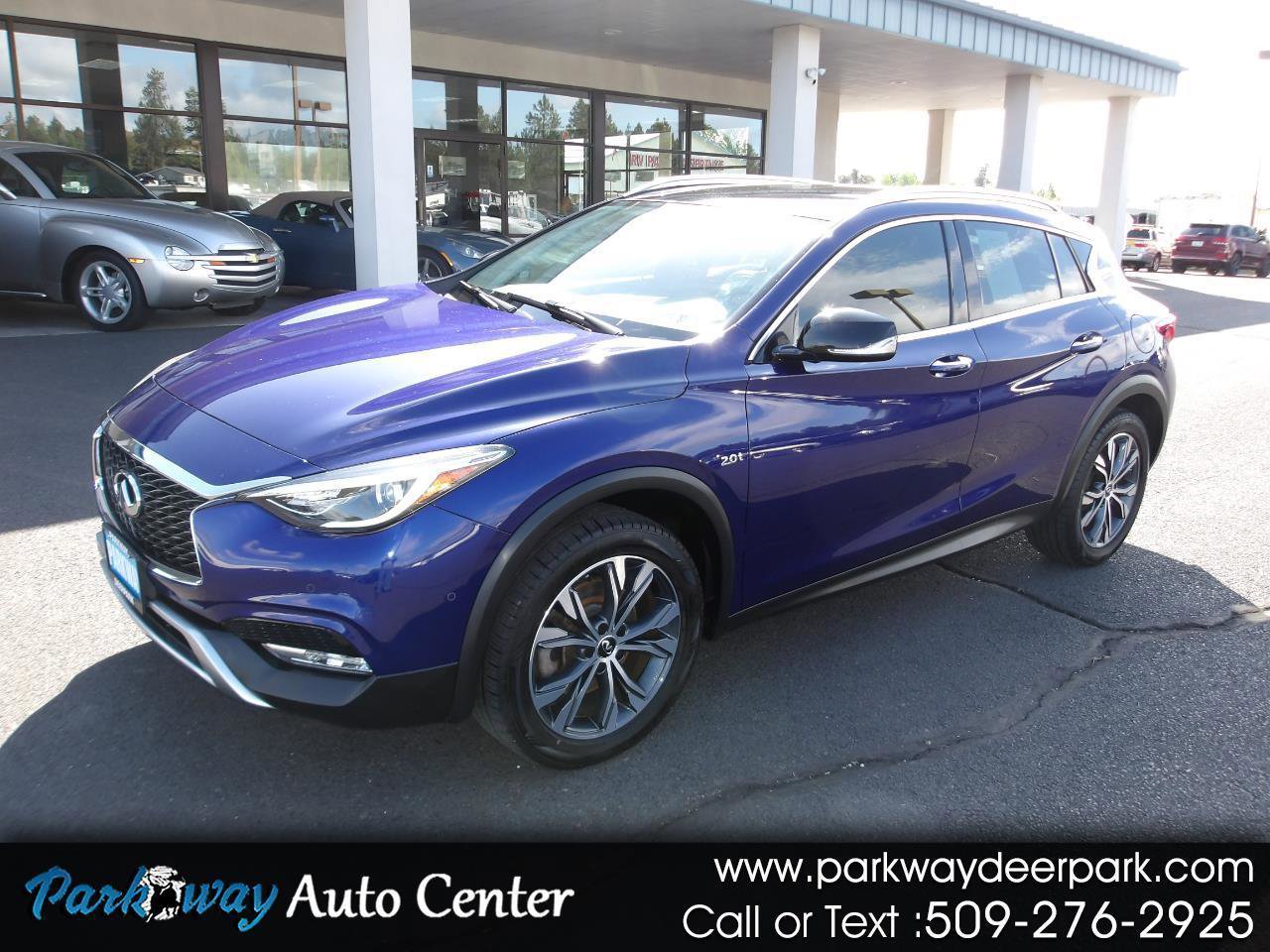 Used 2017 INFINITI QX30 Premium w/ Navigation Package AWD/4WD image 1