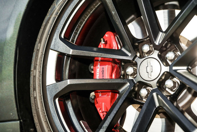 Used 2015 Chevrolet Camaro SS w/ SS Performance Package RWD image 74
