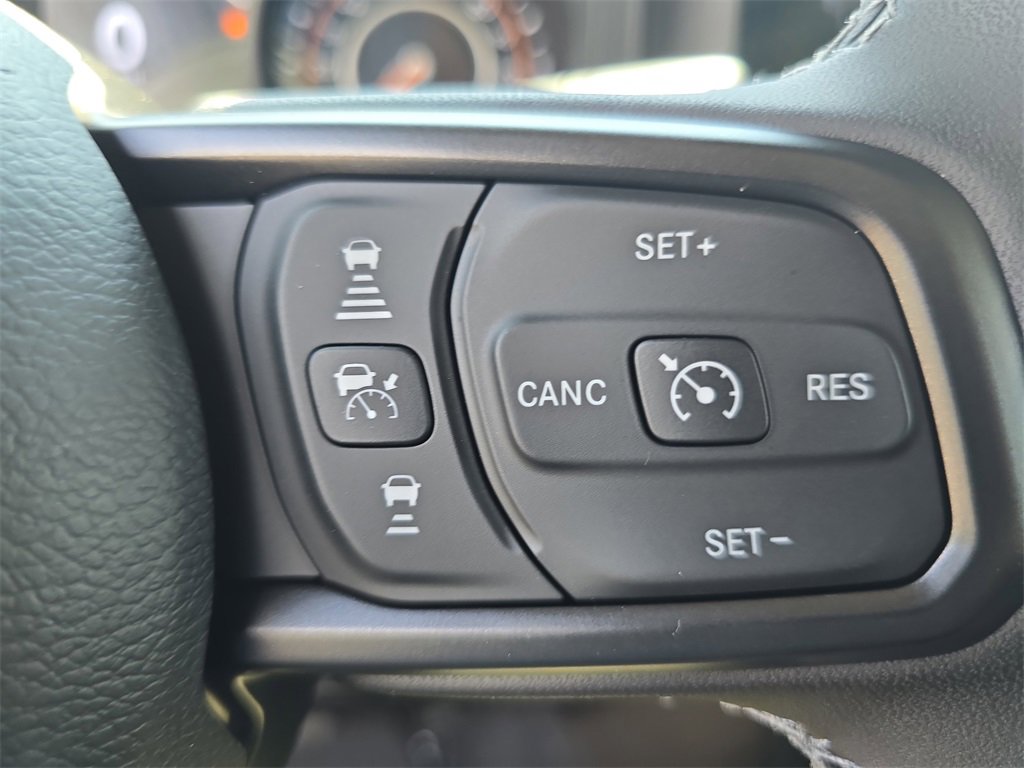 New 2025 Jeep Gladiator Sport image 18